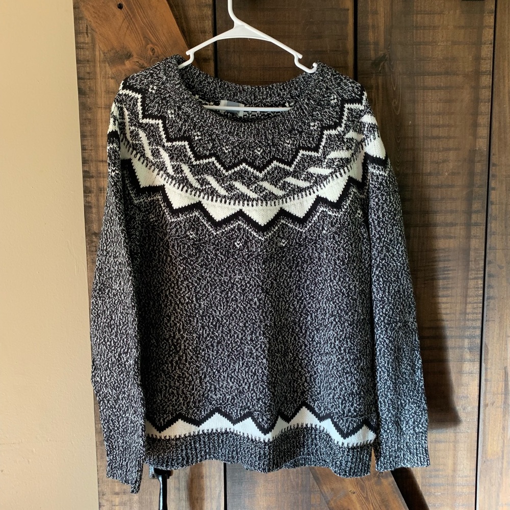 Old Navy sweater